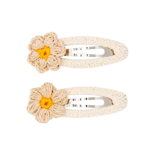 Knitted Jasmine - Ivory Clip