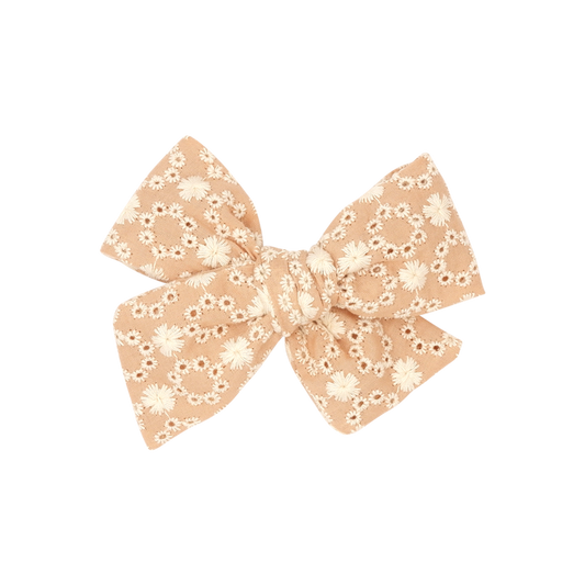 Wreath Embroidery - Large Pinwheel Bow